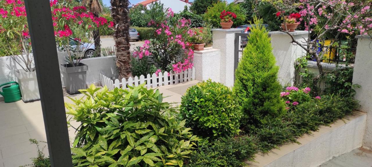 Apartman Eli Rovinj Exterior photo
