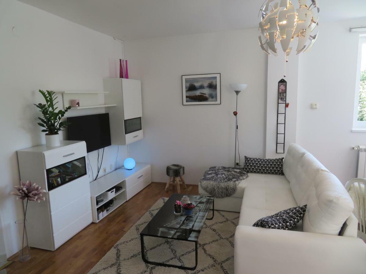 Apartman Eli Rovinj Exterior photo